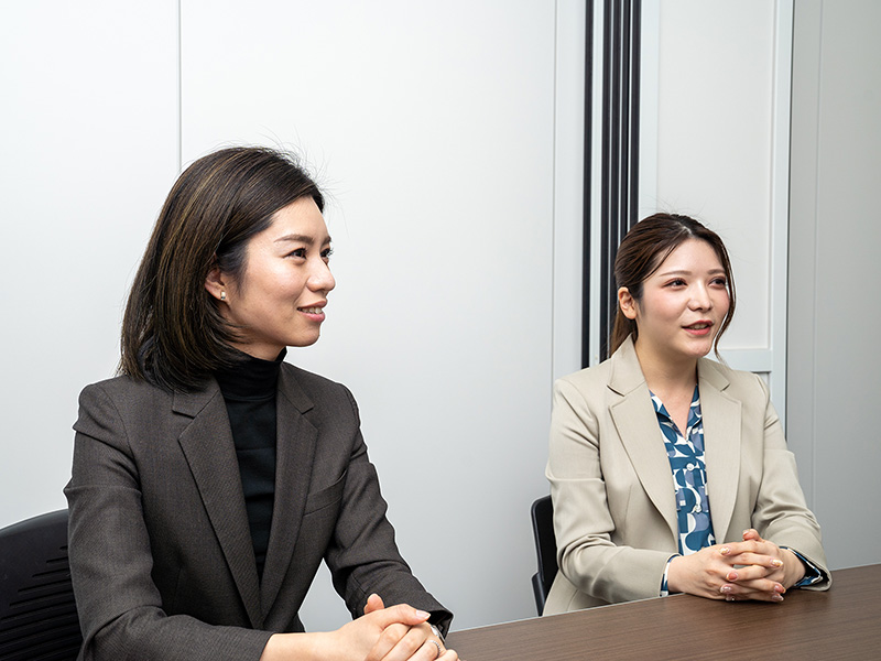 左：時田志保様　右：山本桃子様